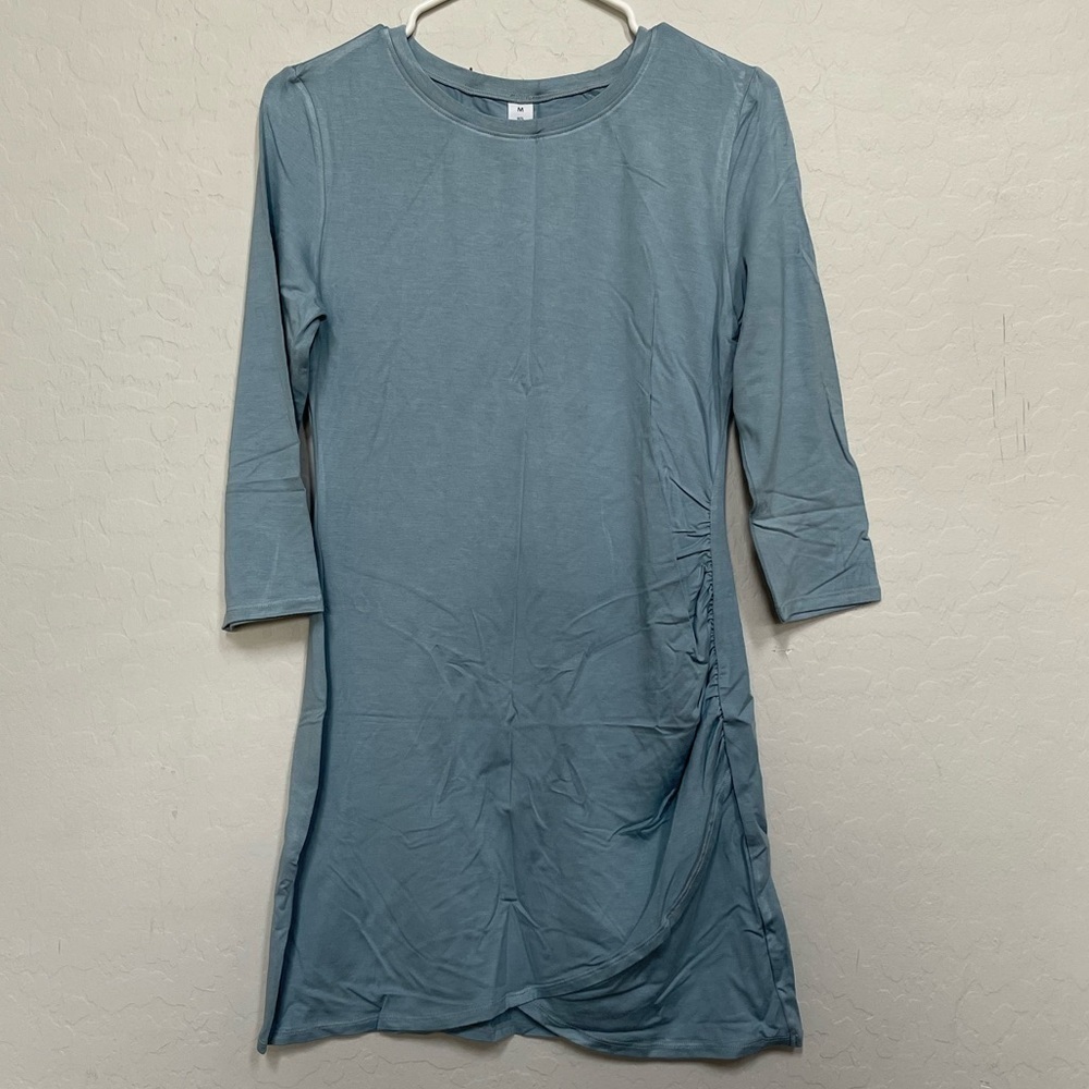 Halara Dress Everyday Crossover Ruched NWT size medium - Picture 2 of 4